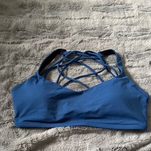 Lululemon Free to be Wild